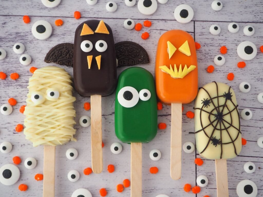 Halloween cakesicles