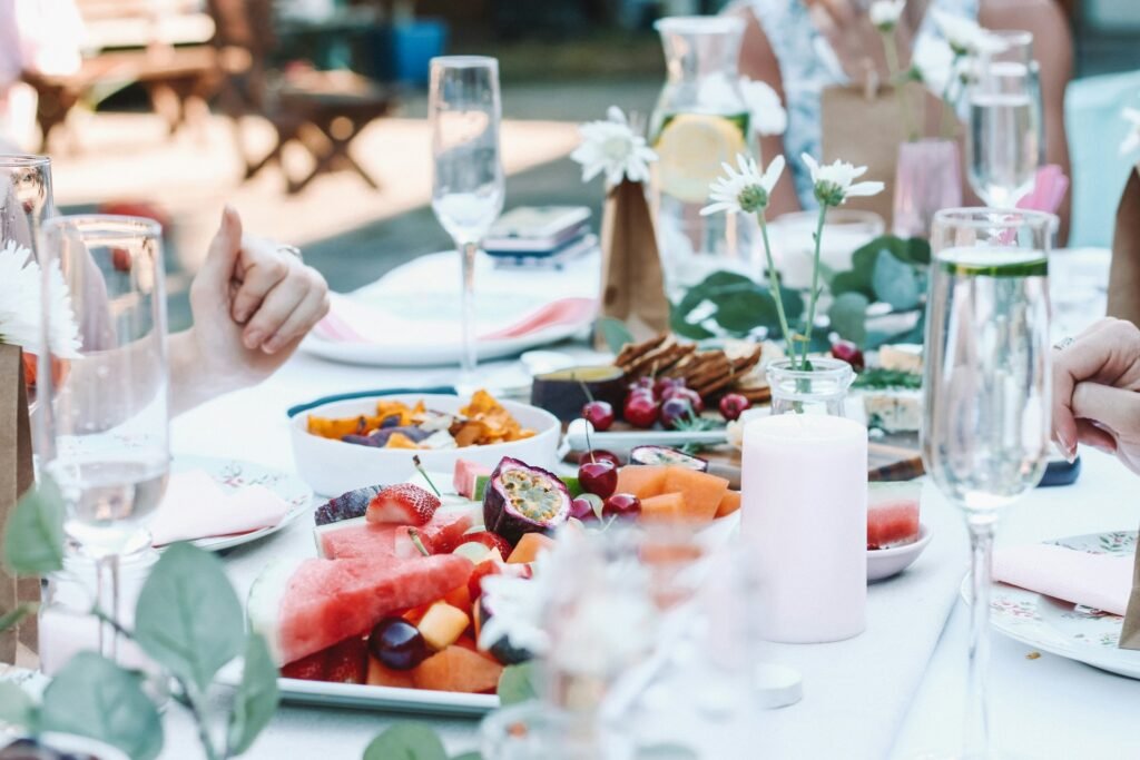 Summer party table idea