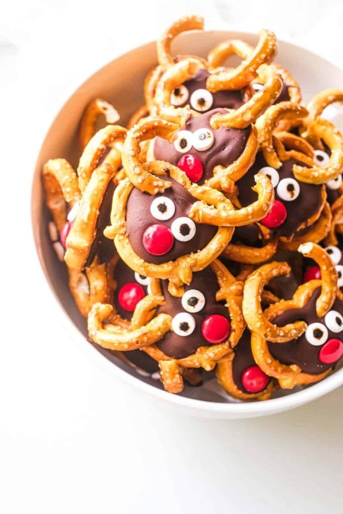 Reindeer Pretzels