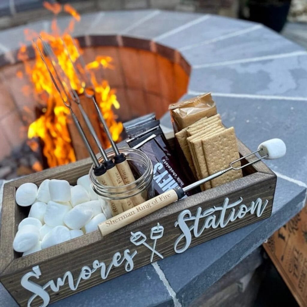 S'Mores Station