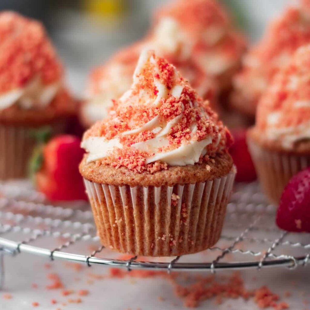 Strawberry Crunch Cupcakes