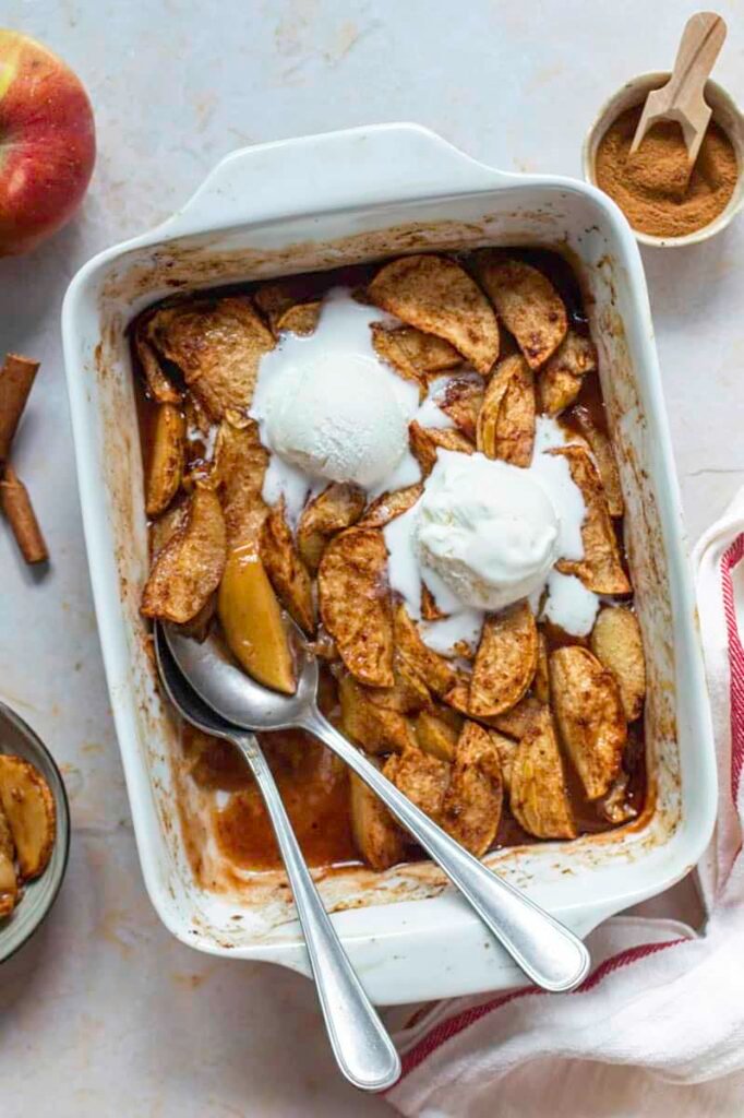 Baked Apples with Cinnamon