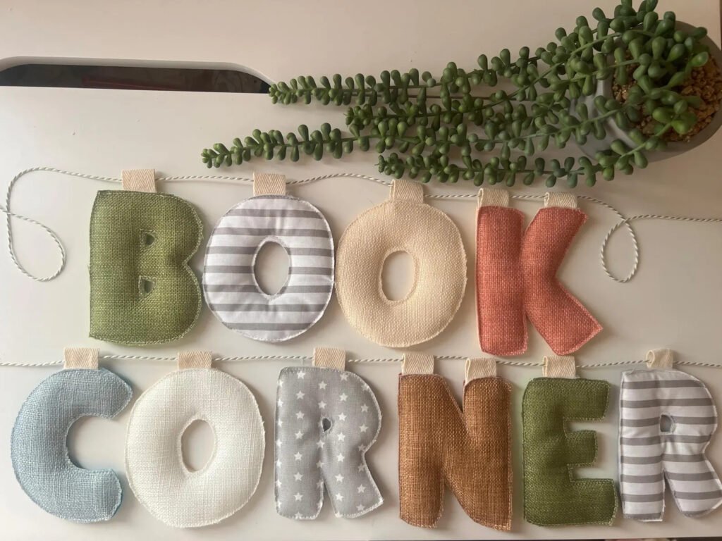 Book Corner Garland